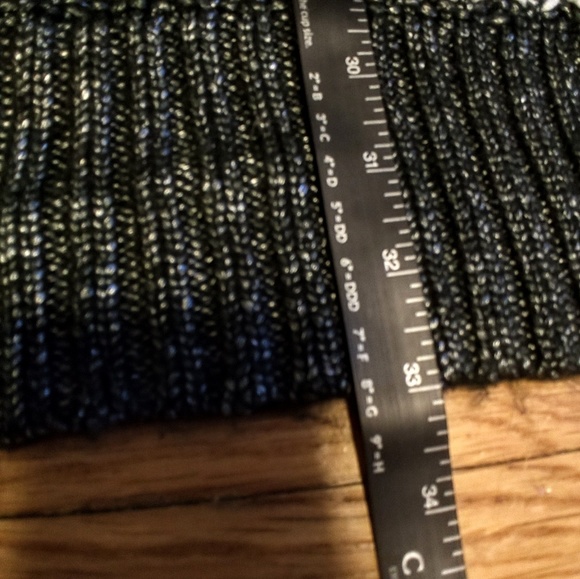 *sold* Short-sleeved Hi-Lo tunic sweater w/slits - Picture 4 of 7